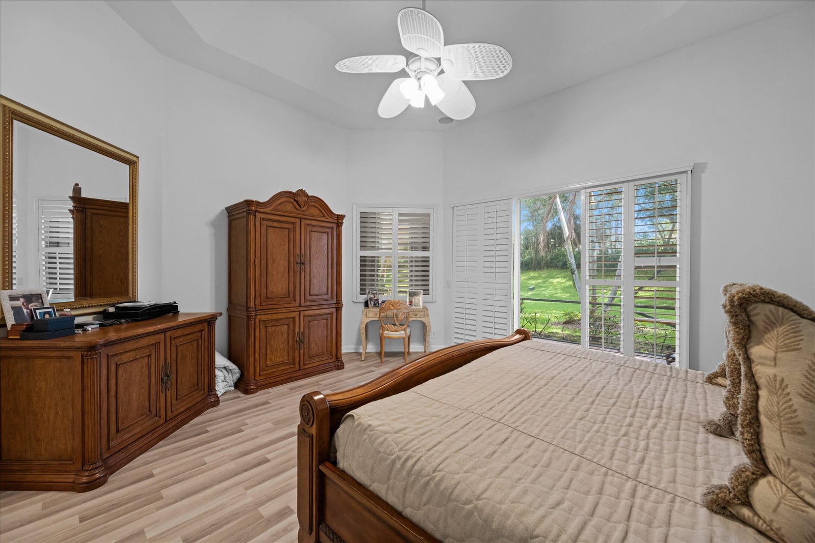 10689 Northgreen Drive — photo 12