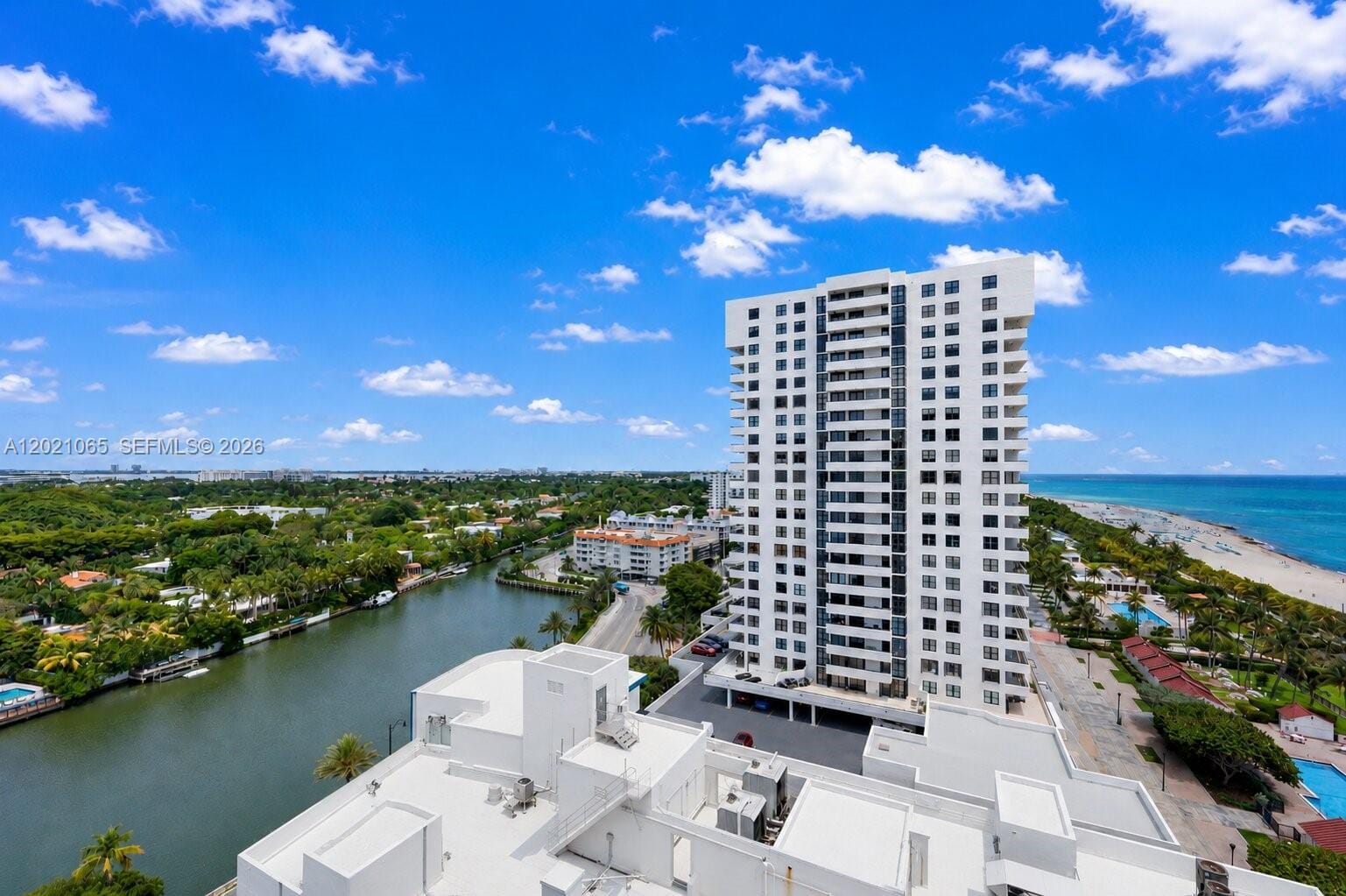 2457 Collins Avenue 1703, Miami Beach, FL 33140 photo 23