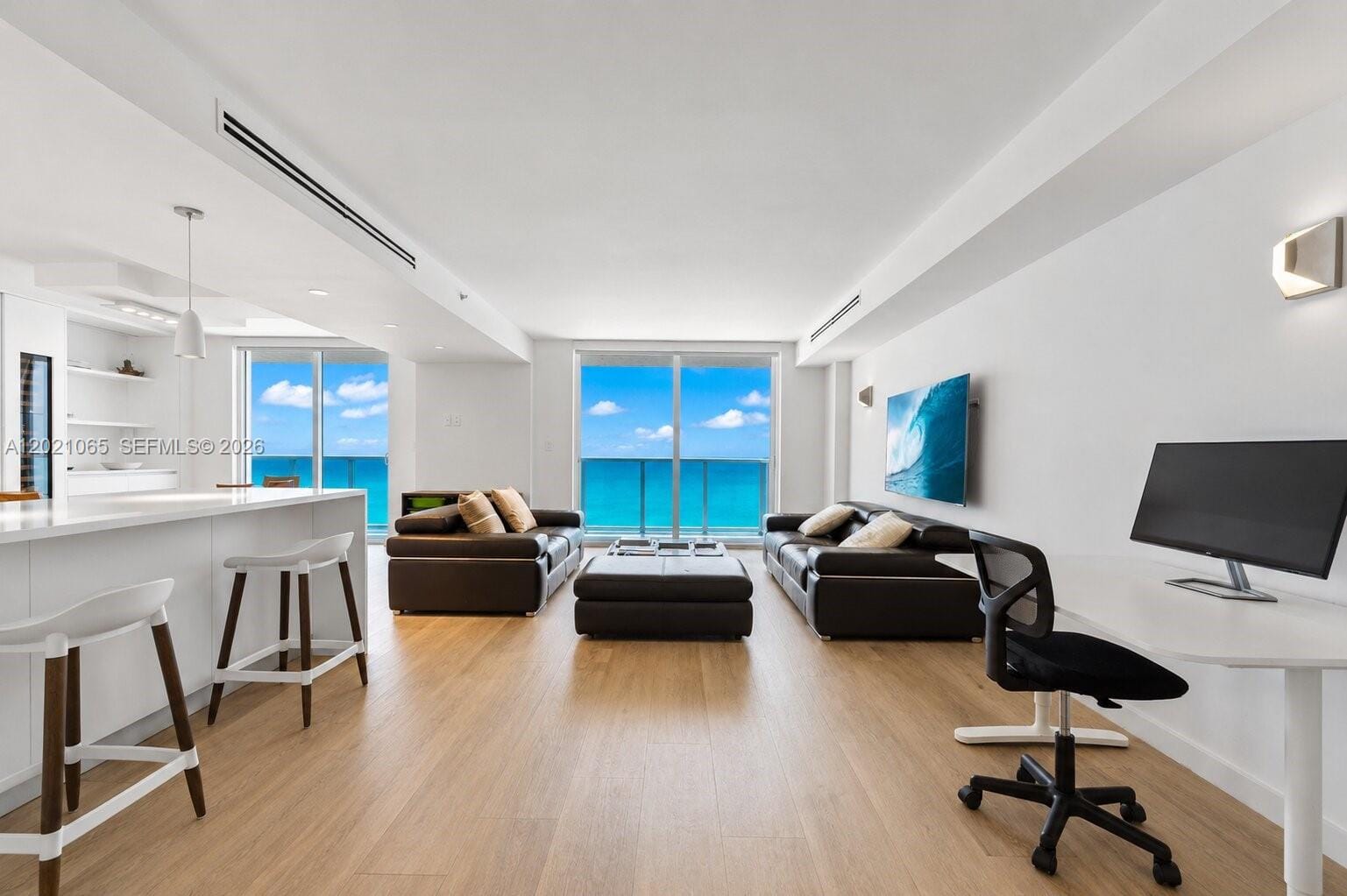 2457 Collins Avenue 1703, Miami Beach, FL 33140 photo 4
