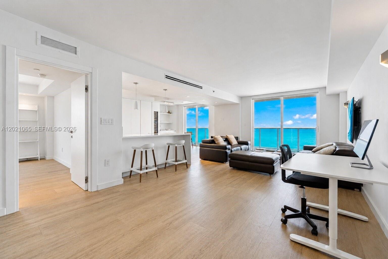 2457 Collins Avenue 1703, Miami Beach, FL 33140 photo 5