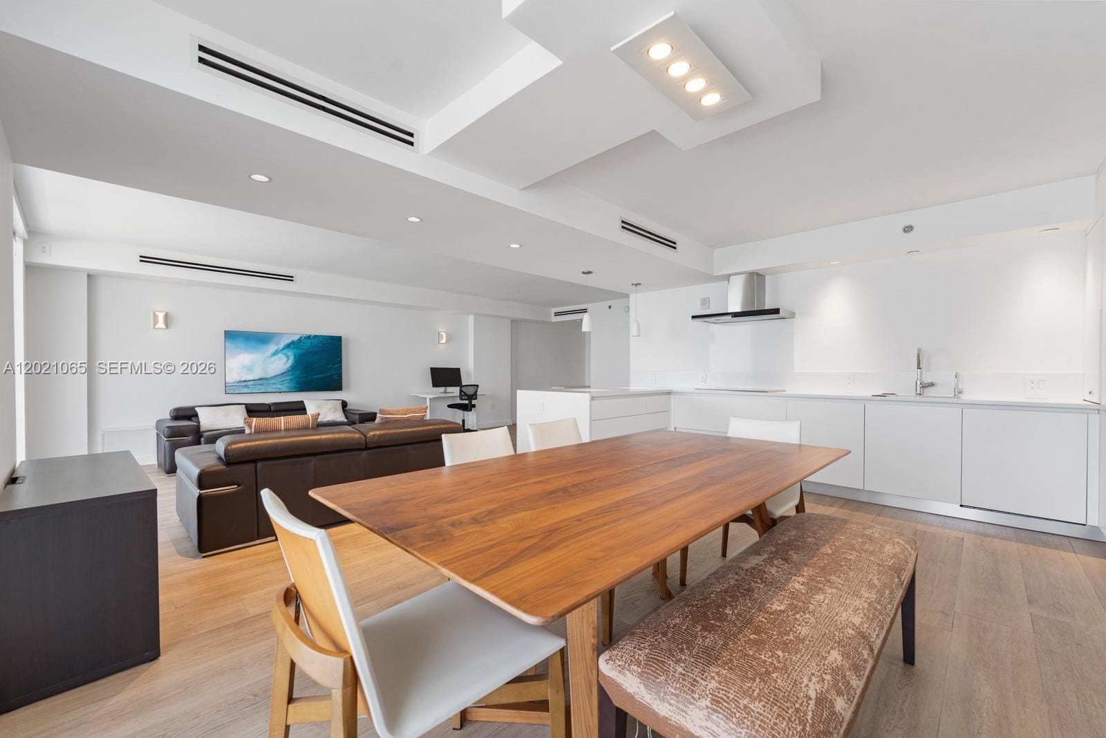 2457 Collins Avenue 1703, Miami Beach, FL 33140 photo 8