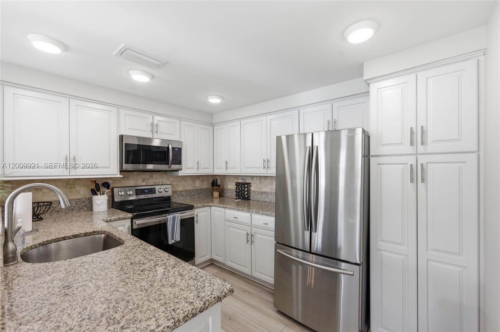 109 Mainsail Circle 1, Jupiter, FL 33477 photo 21