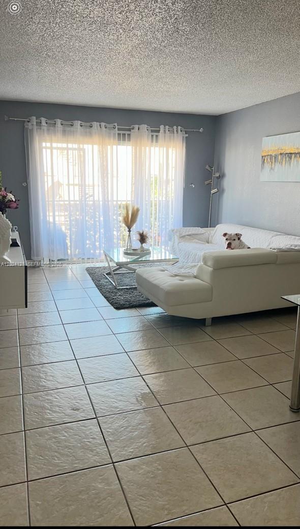 10900 SW 104th Street 219, Miami, FL 33176, Miami