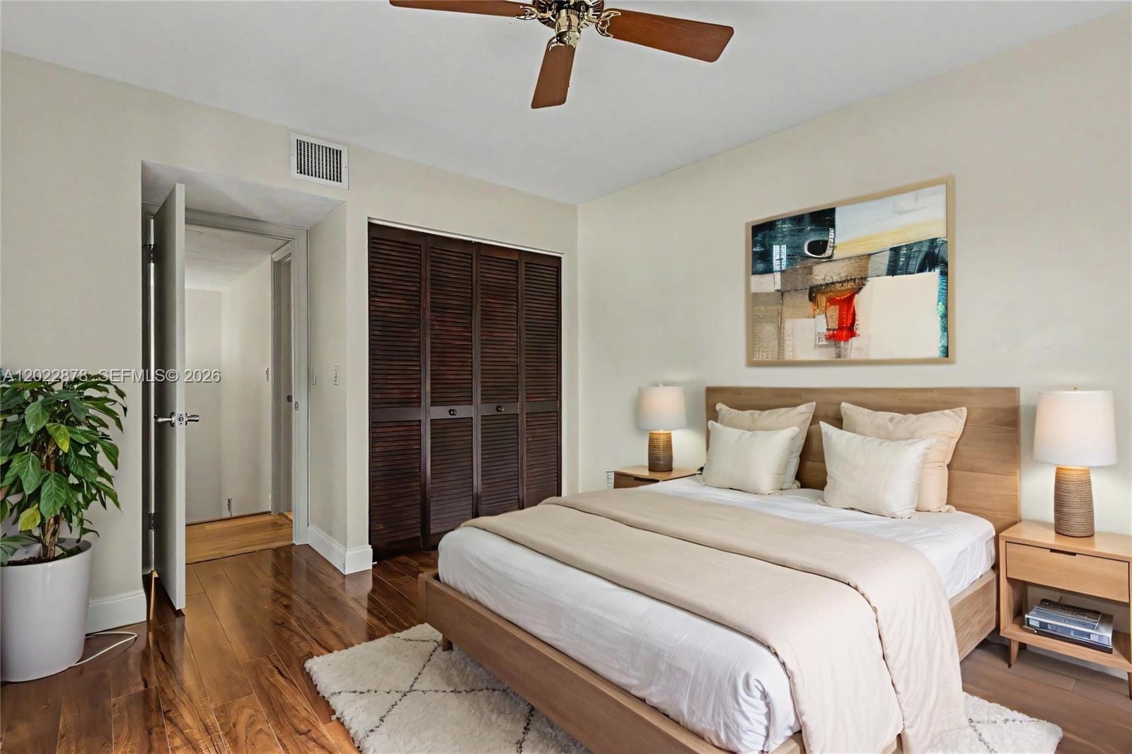 1530 W Harmony Lake Circle — photo 3