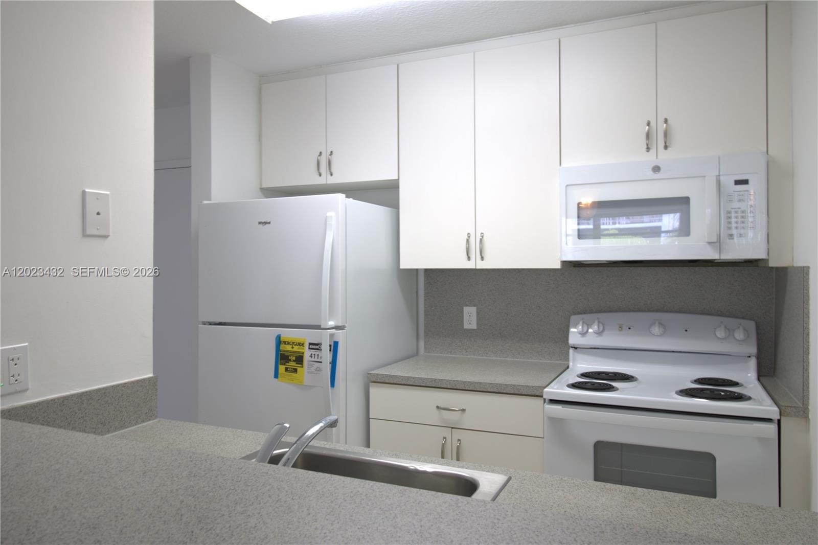 1225 NE 124th Street 32B, North Miami, FL 33161, North Miami