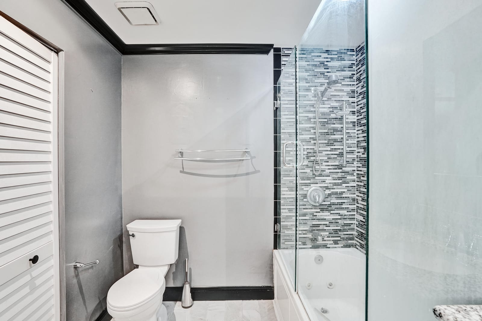 3080 S Oakland Forest Drive 101, Oakland Park, FL 33309 photo 14
