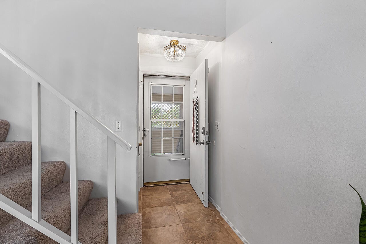 1965 Westminster Circle 6 — photo 10