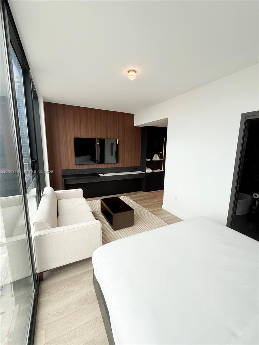 20 NE 11 Street 2601, Miami, FL 33132 photo 6