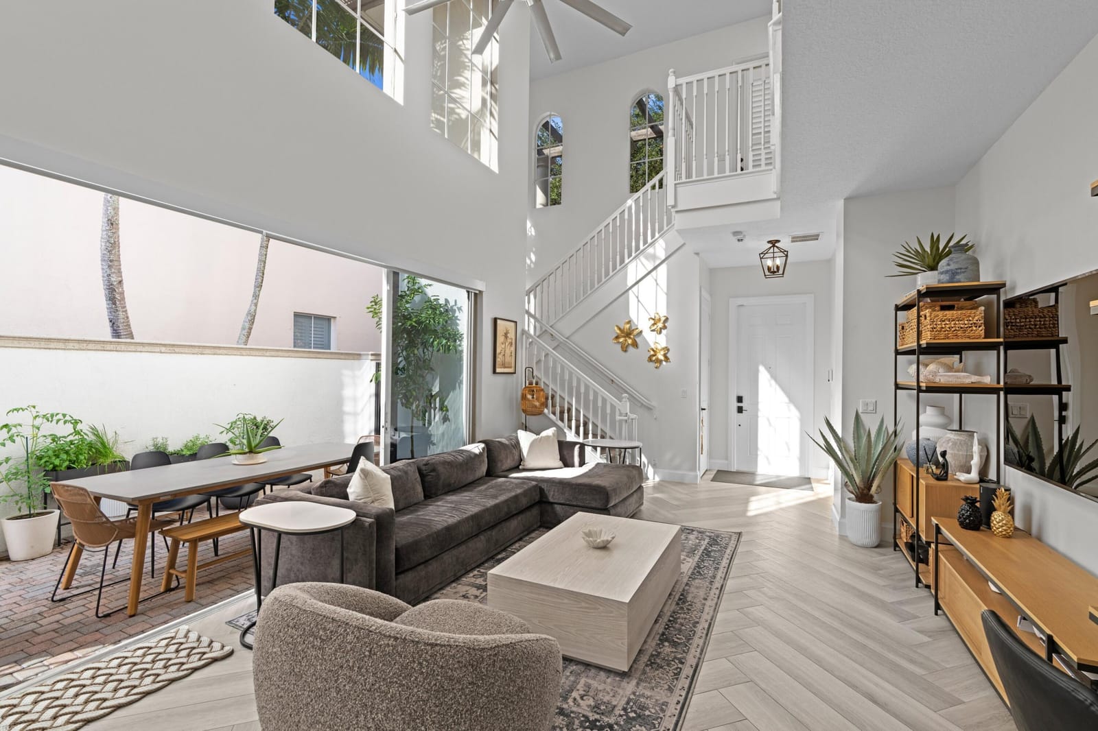 30 Stoney Drive — photo 4