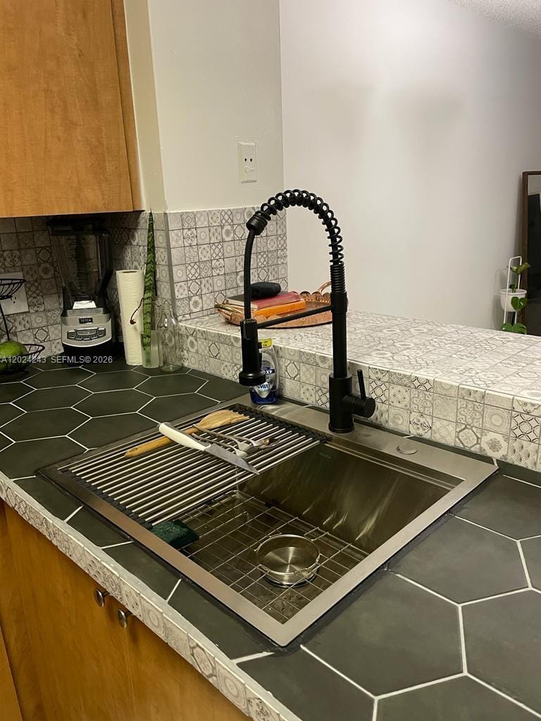 8750 N Sherman Circle 208 — photo 3