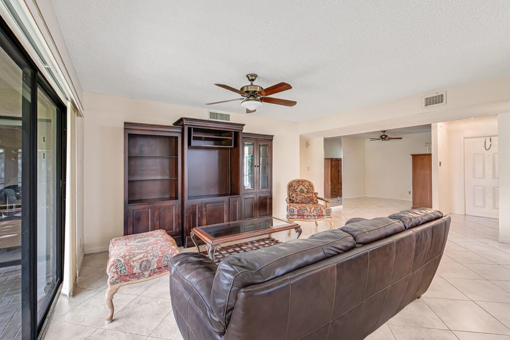 10851 Palm Lake Avenue 101 — photo 10