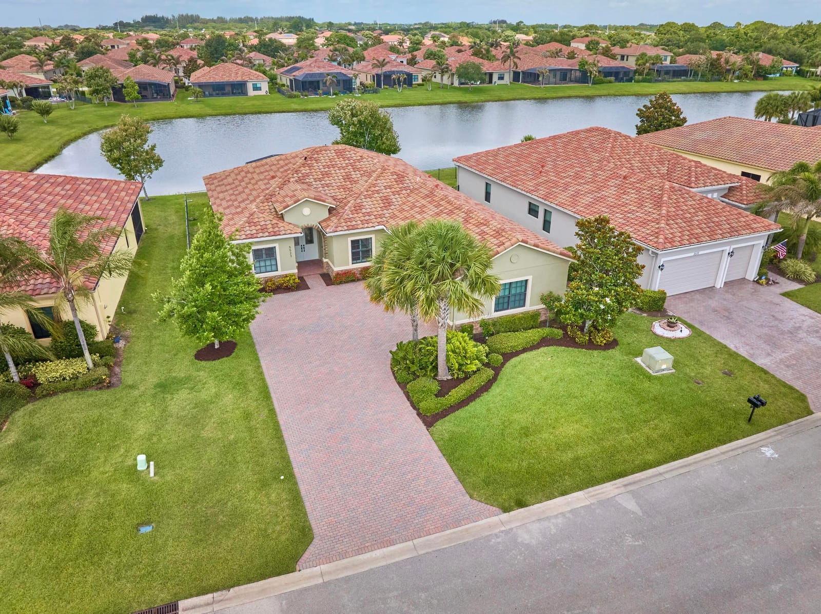 5523 49th Avenue, Vero Beach, FL 32967