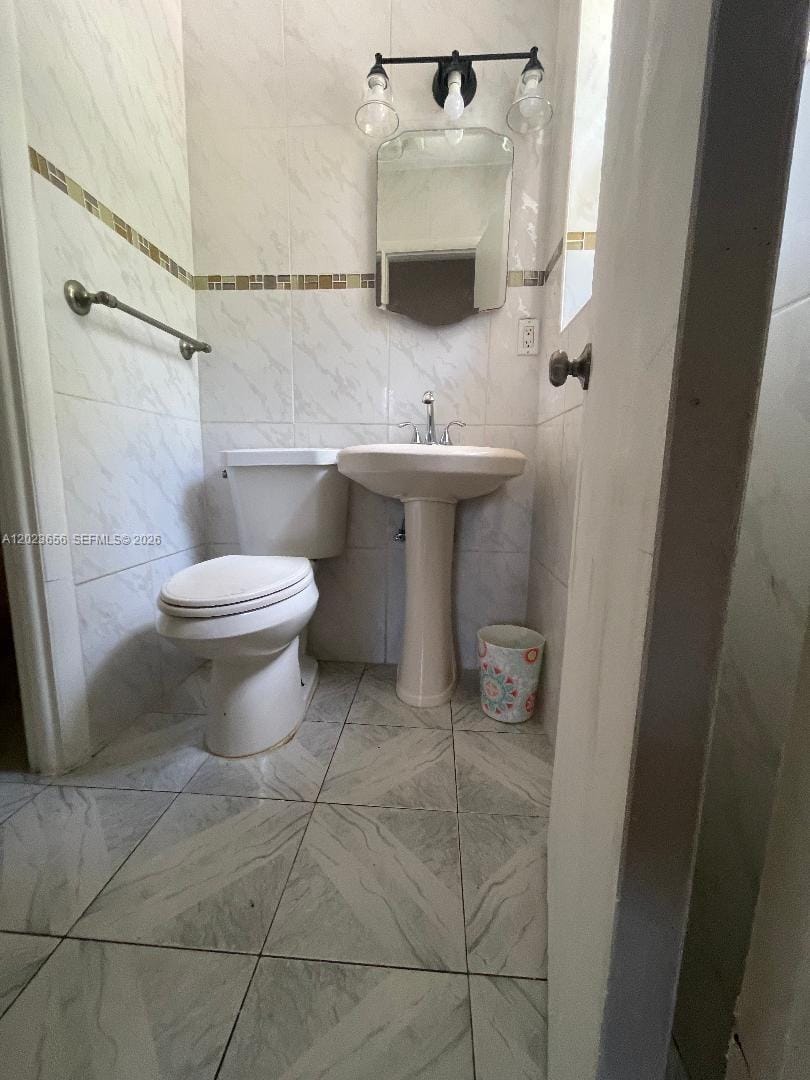 1225 NW 189th Terrace, Miami Gardens, FL 33169 photo 8