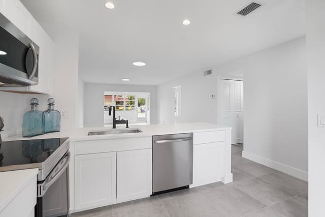 737 Nantucket Circle B, Lake Worth, FL 33467