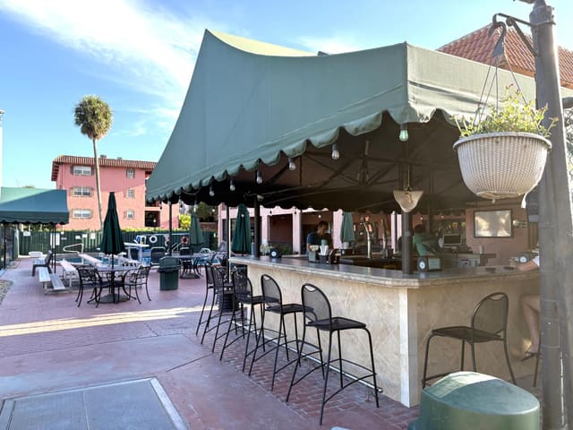 640 Tennis Club Drive 103, Tennis Club Mc Loughlin Condo, Fort Lauderdale, FL