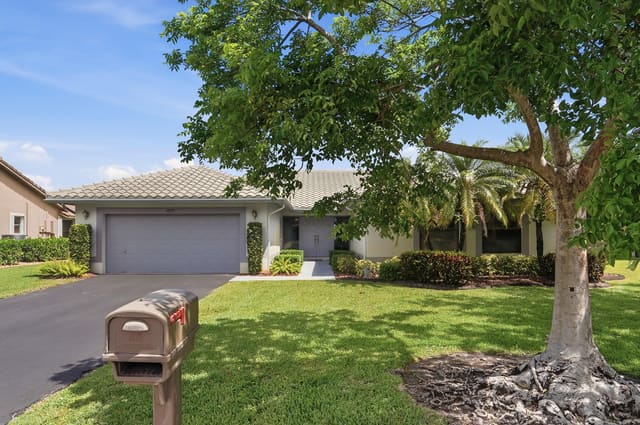 12177 NW 1st Street, sold in West Glen, Coral Springs, FL