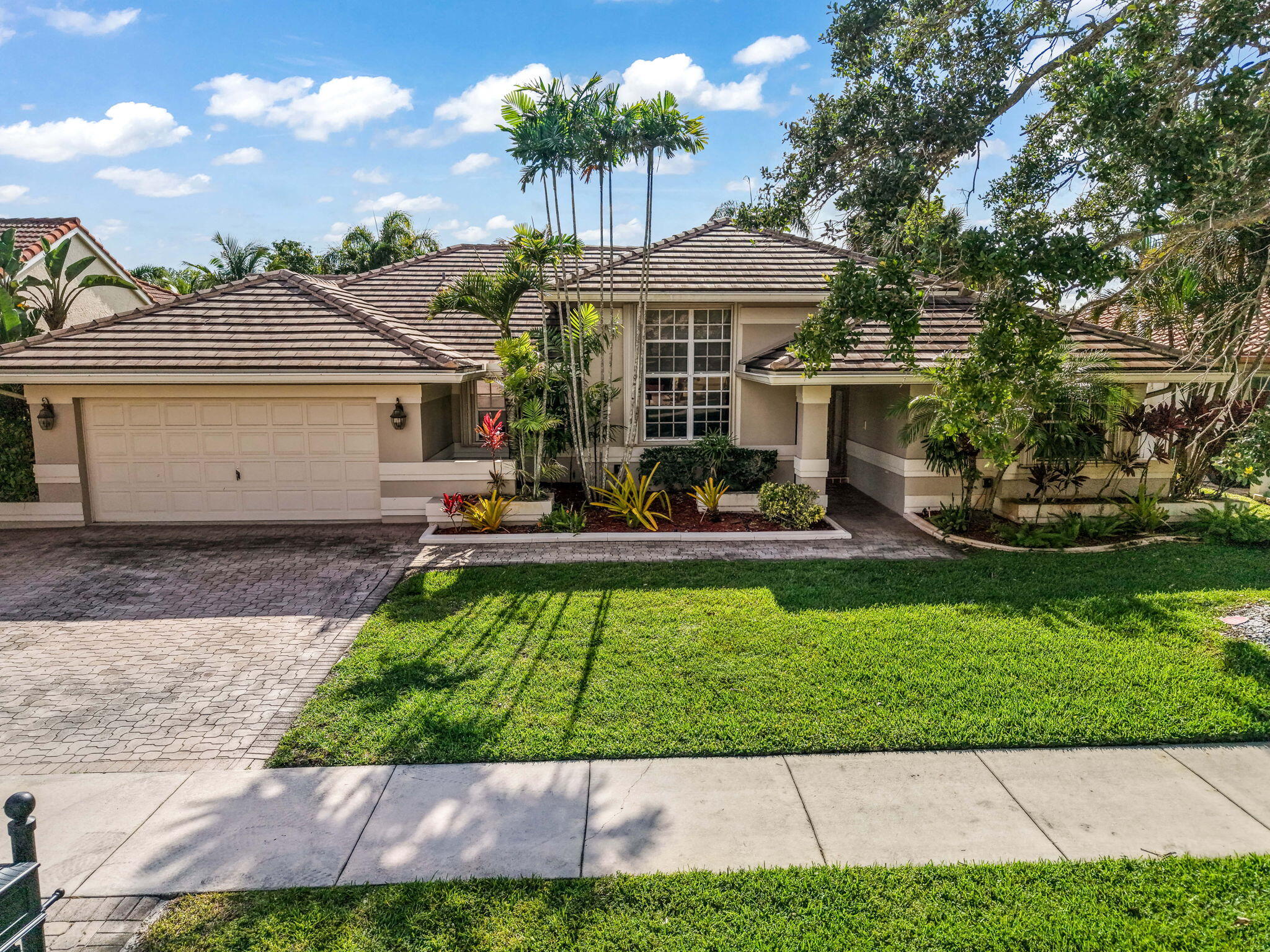 3171 Overlook Road, Davie, FL 33328, Davie