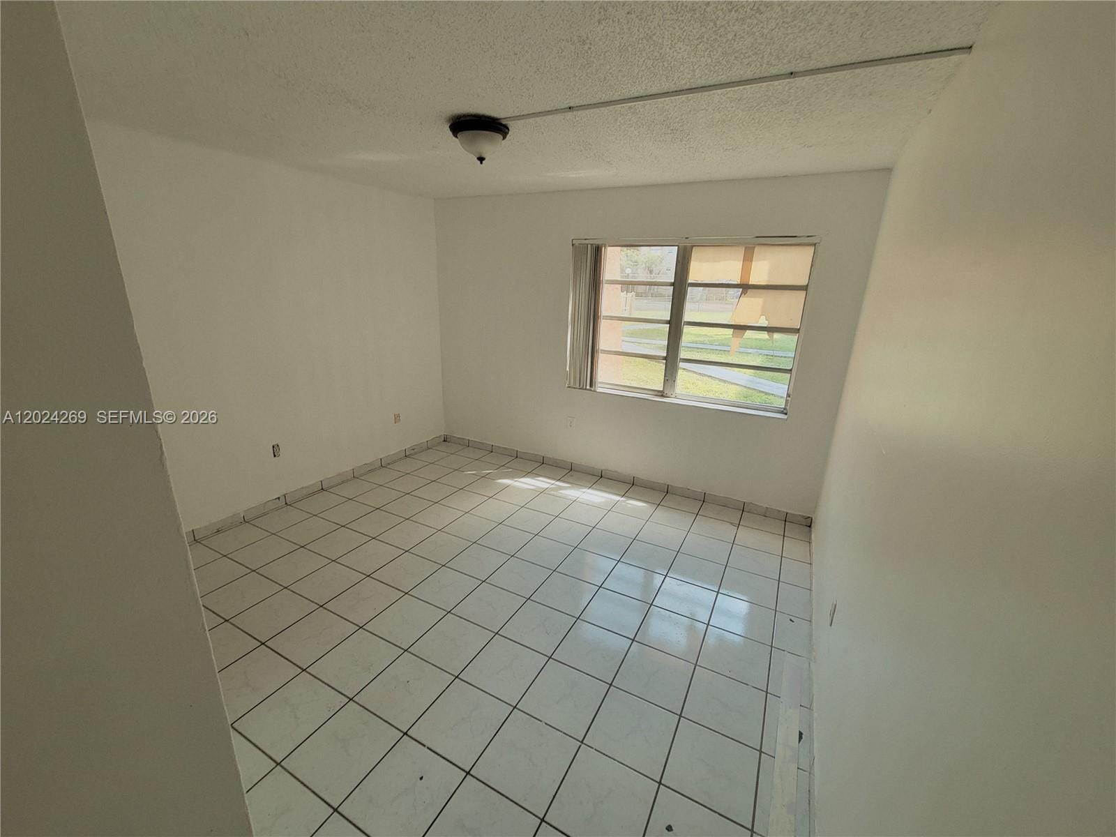 13701 Kendale Lakes Circle B112 — photo 5