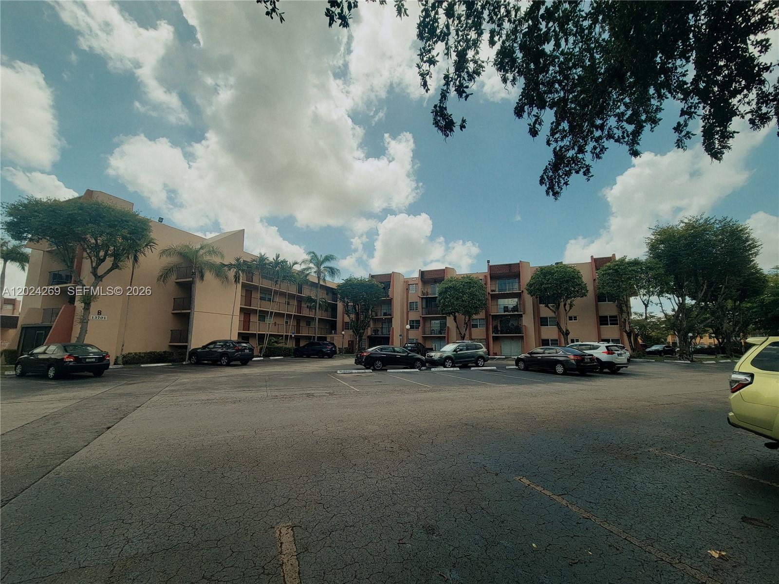 13701 Kendale Lakes Circle B112, Miami, FL 33183, Miami