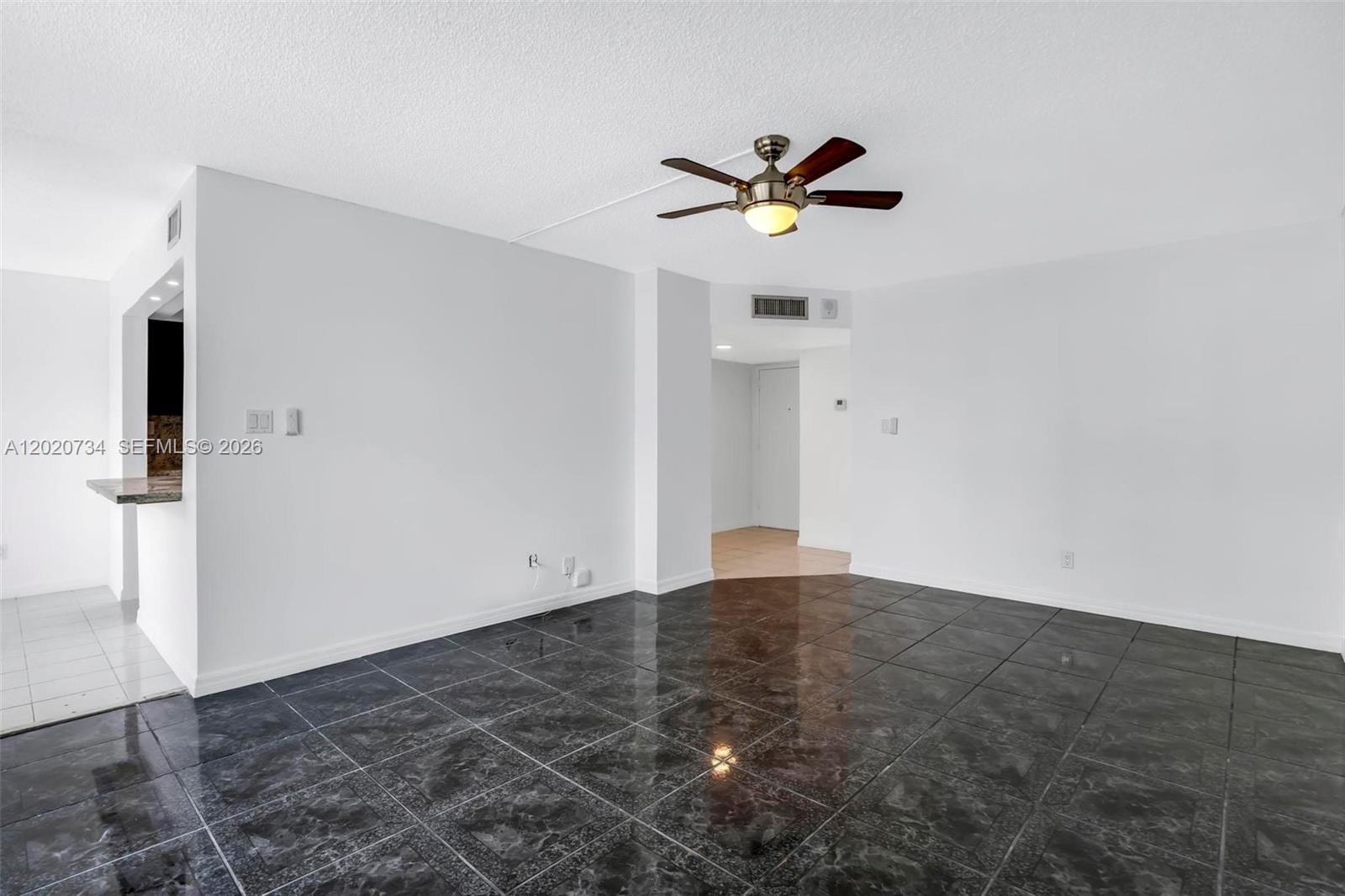 16558 NE 26th Avenue 3H, North Miami Beach, FL 33160 photo 17