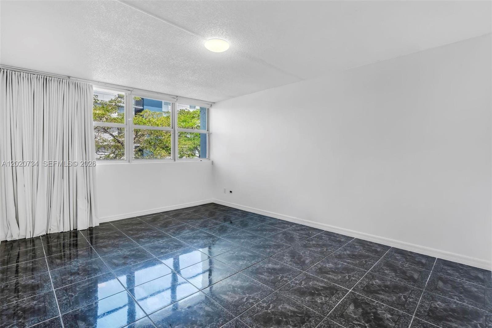 16558 NE 26th Avenue 3H — photo 7