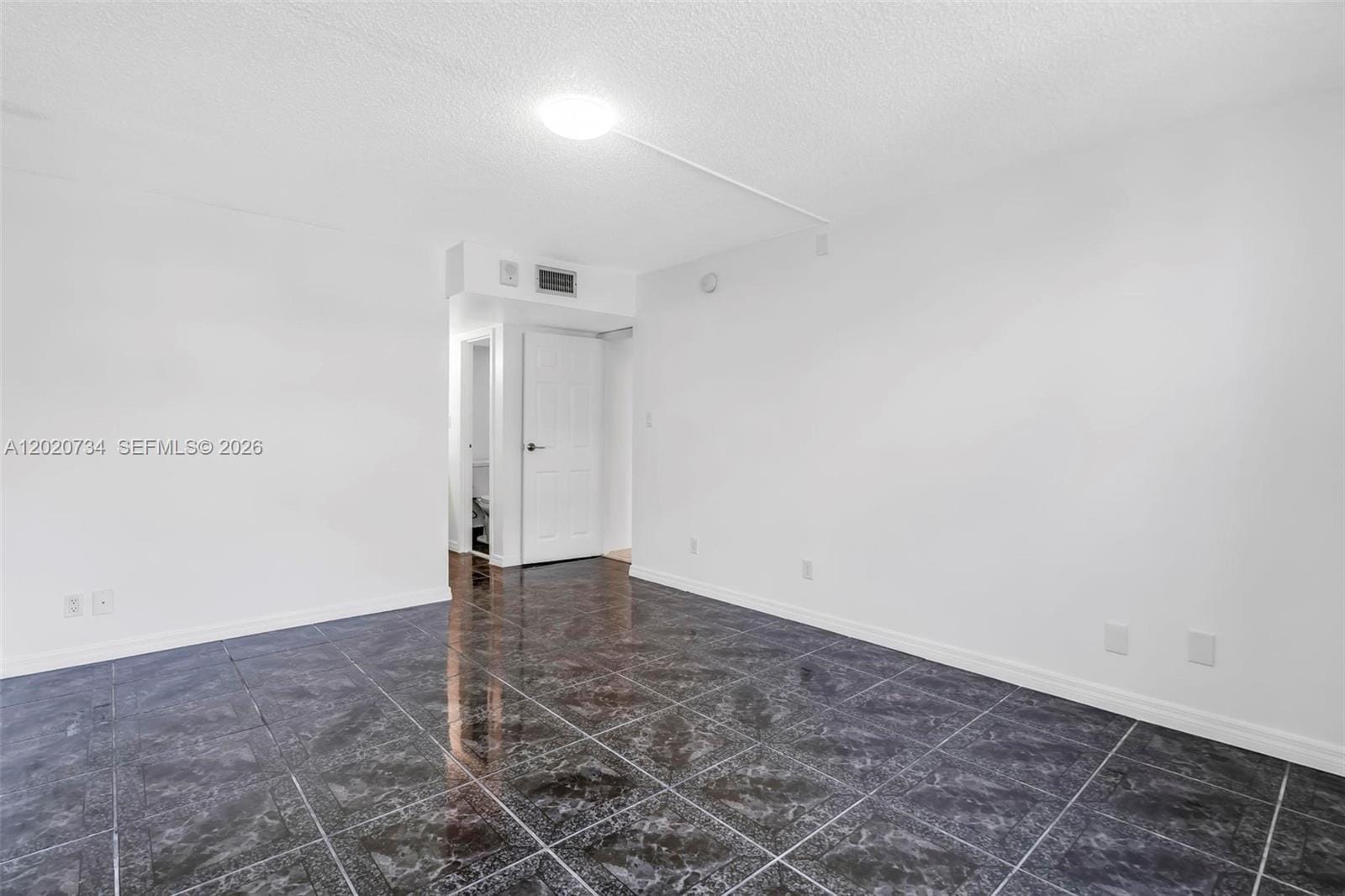 16558 NE 26th Avenue 3H — photo 9