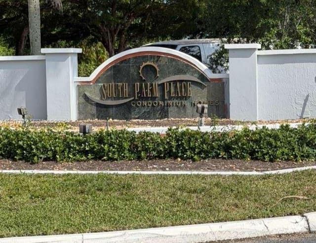 7610 Westwood Drive 122, Tamarac, FL 33321