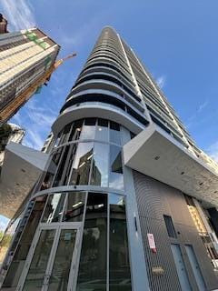 121 NE 5th Street — photo 1