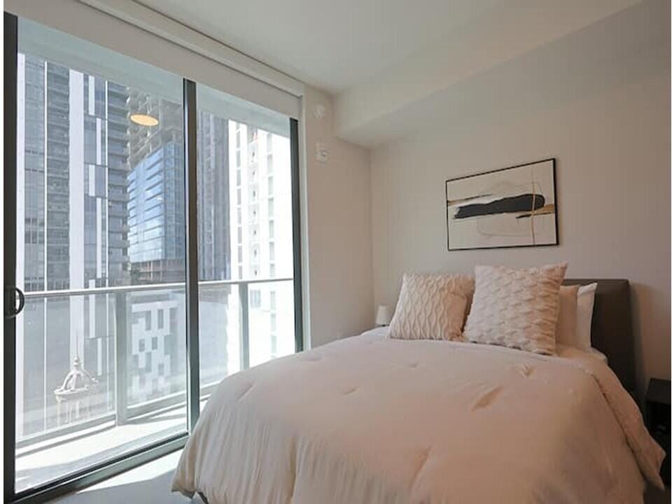 121 NE 5th Street — photo 5