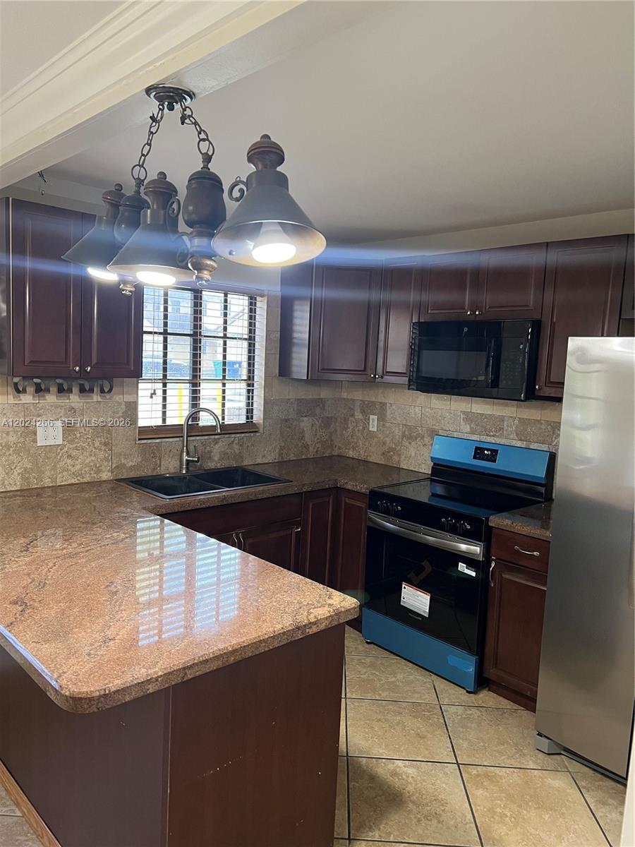 1126 NE 209th Terrace, Miami, FL 33179, Miami