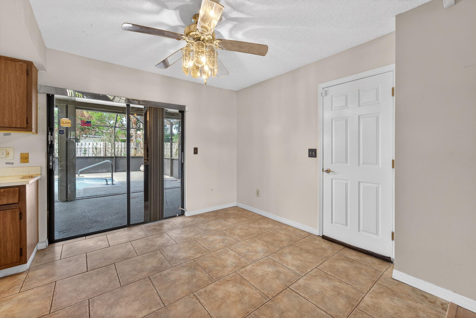 214 NE Camelot Drive, Port St. Lucie, FL 34983 photo 14
