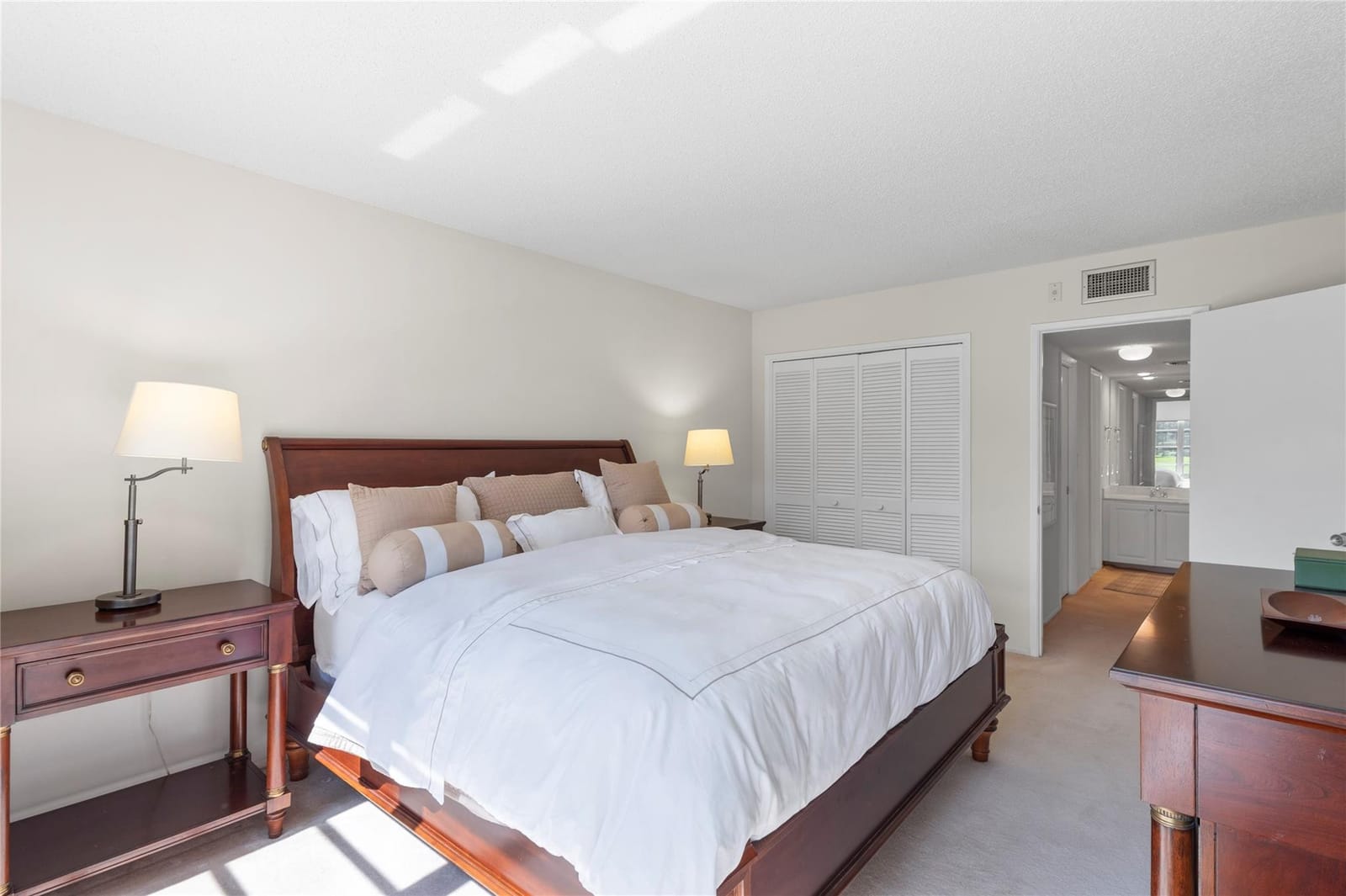 4240 Oaks Terrace 105, Pompano Beach, FL 33069 photo 13