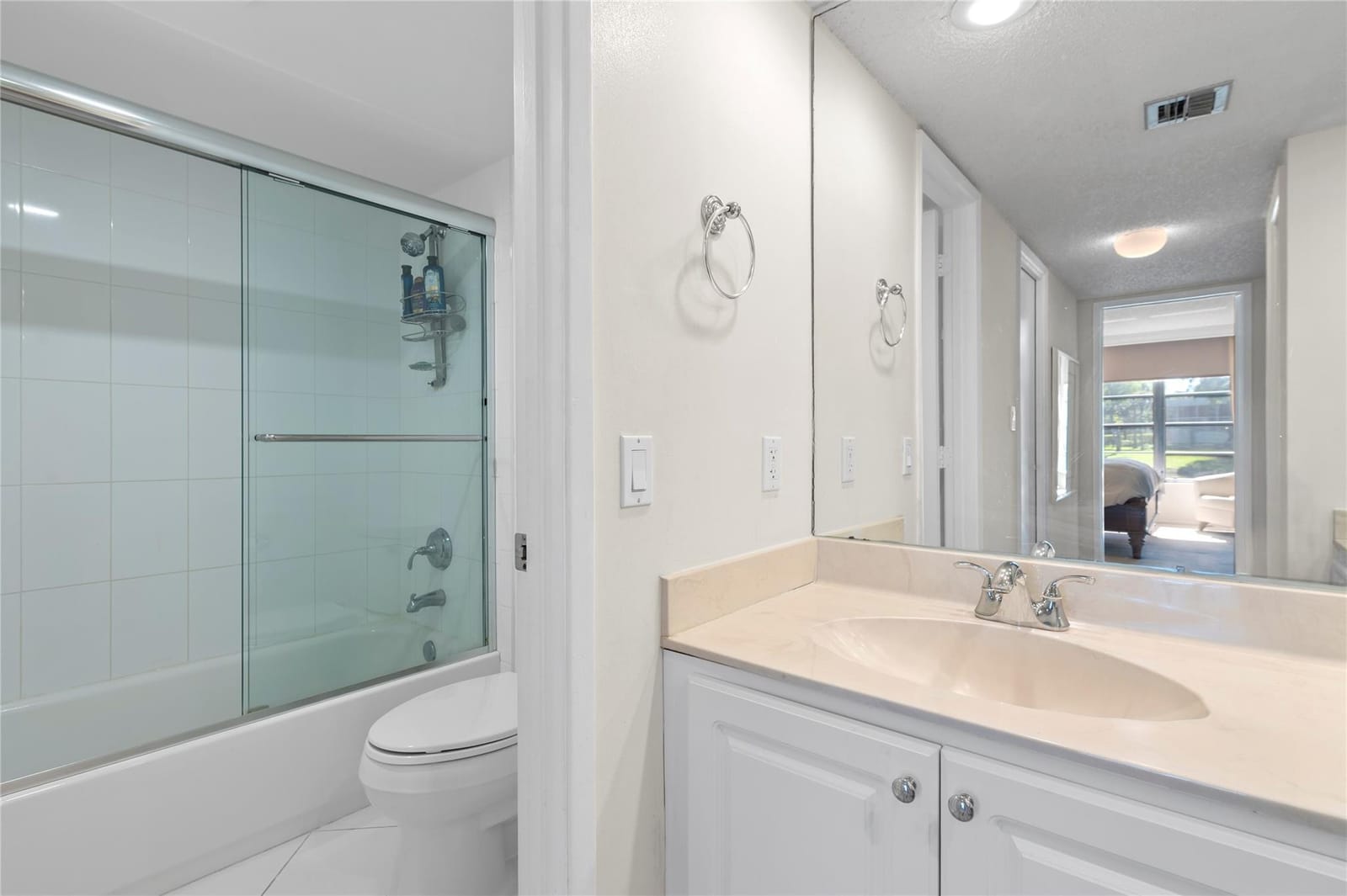 4240 Oaks Terrace 105, Pompano Beach, FL 33069 photo 15