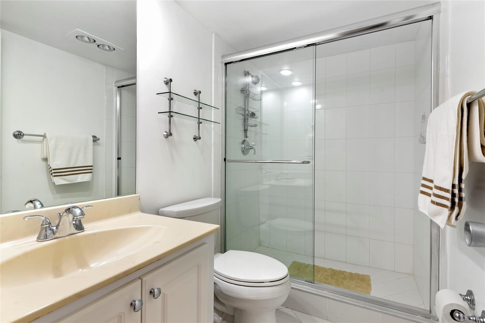 4240 Oaks Terrace 105, Pompano Beach, FL 33069 photo 18