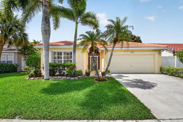 8240 White Rock Circle, sold in Nautica 1, Boynton Beach, FL