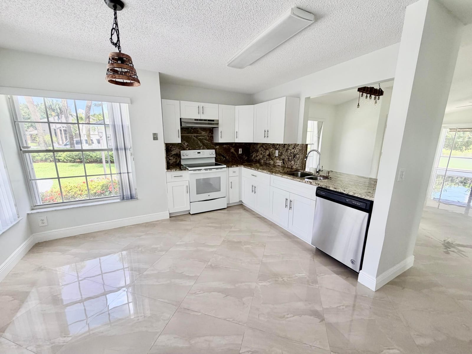 6413 Lansdowne Circle, Boynton Beach, FL 33472 photo 19