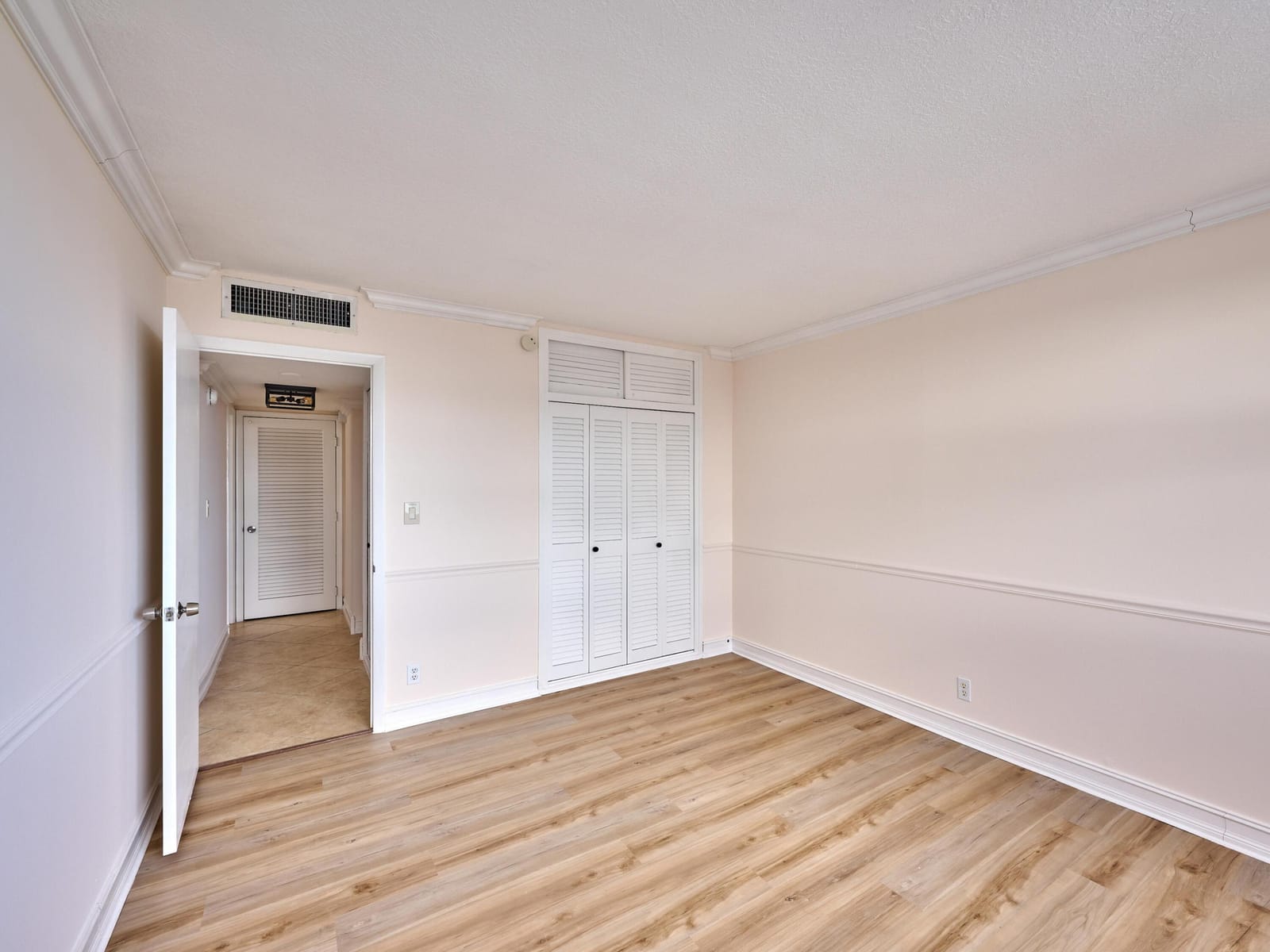 305 N Pompano Beach Boulevard 1204, Pompano Beach, FL 33062 photo 22