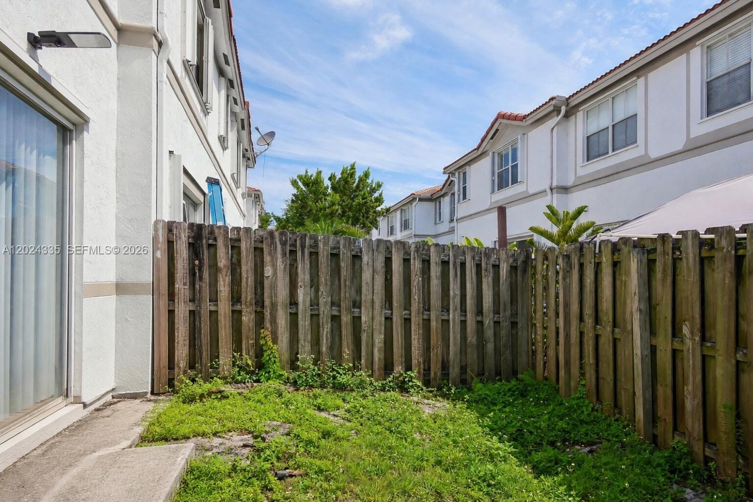 8121 NW 108th Place, Doral, FL 33178 photo 24