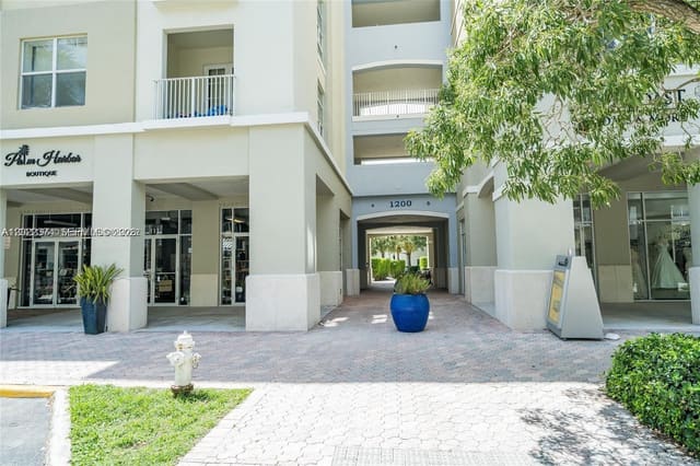 1200 Town Center Drive 513, Jupiter, FL 33458