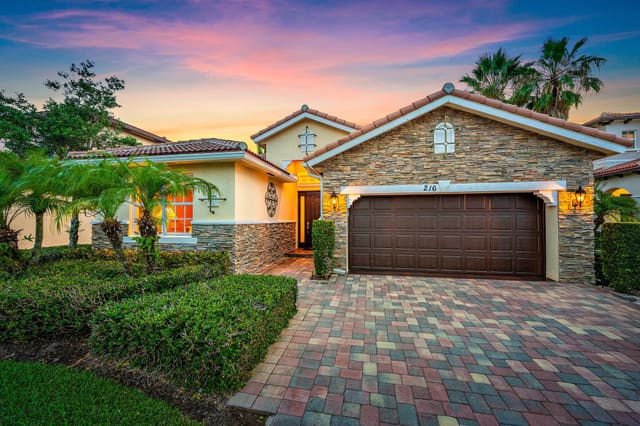 216 Andros Harbour Place, sold in Loxahatchee Reserve North, Jupiter, FL