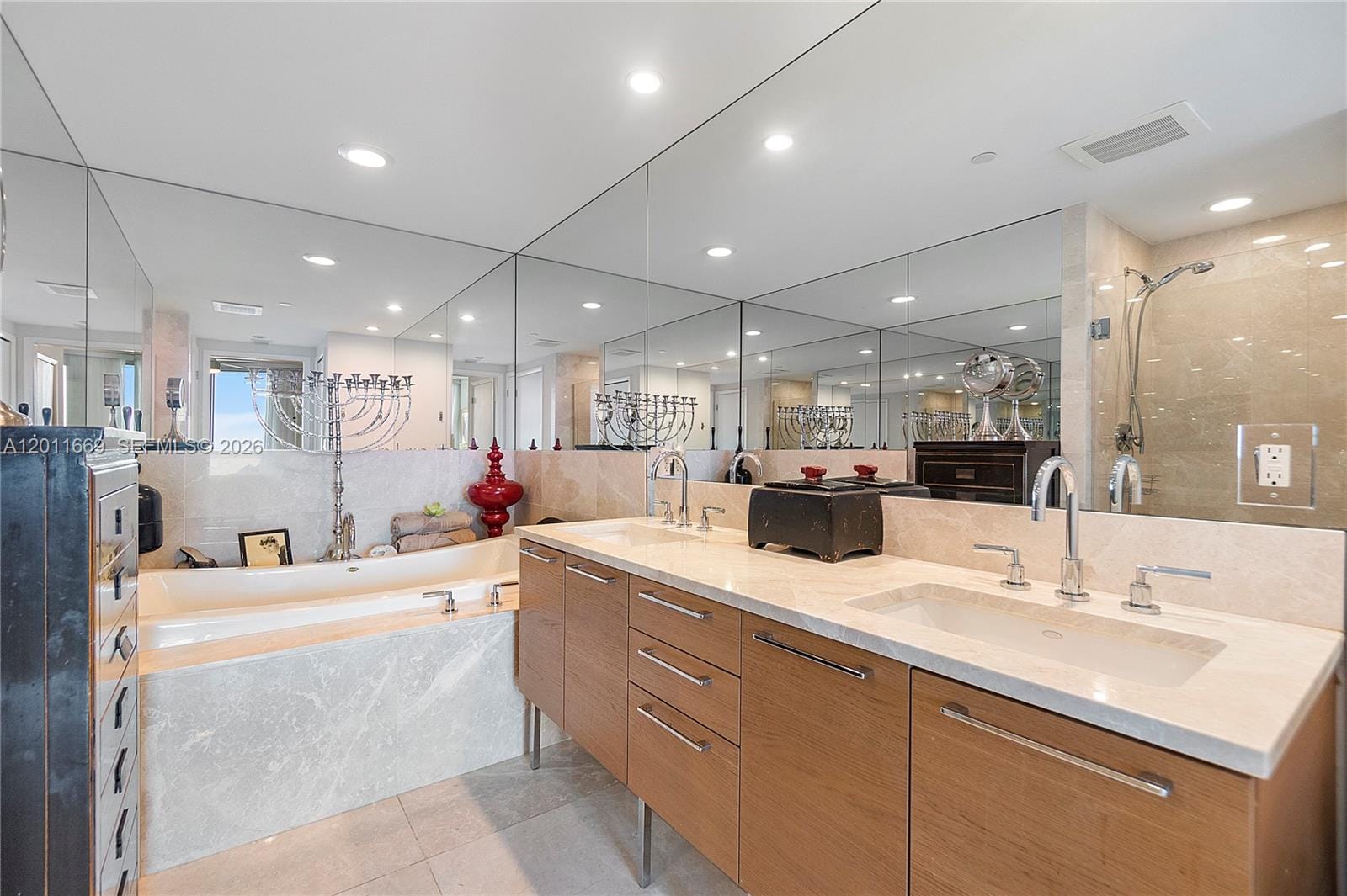 17001 Collins Avenue 1703, Sunny Isles Beach, FL 33160 photo 17
