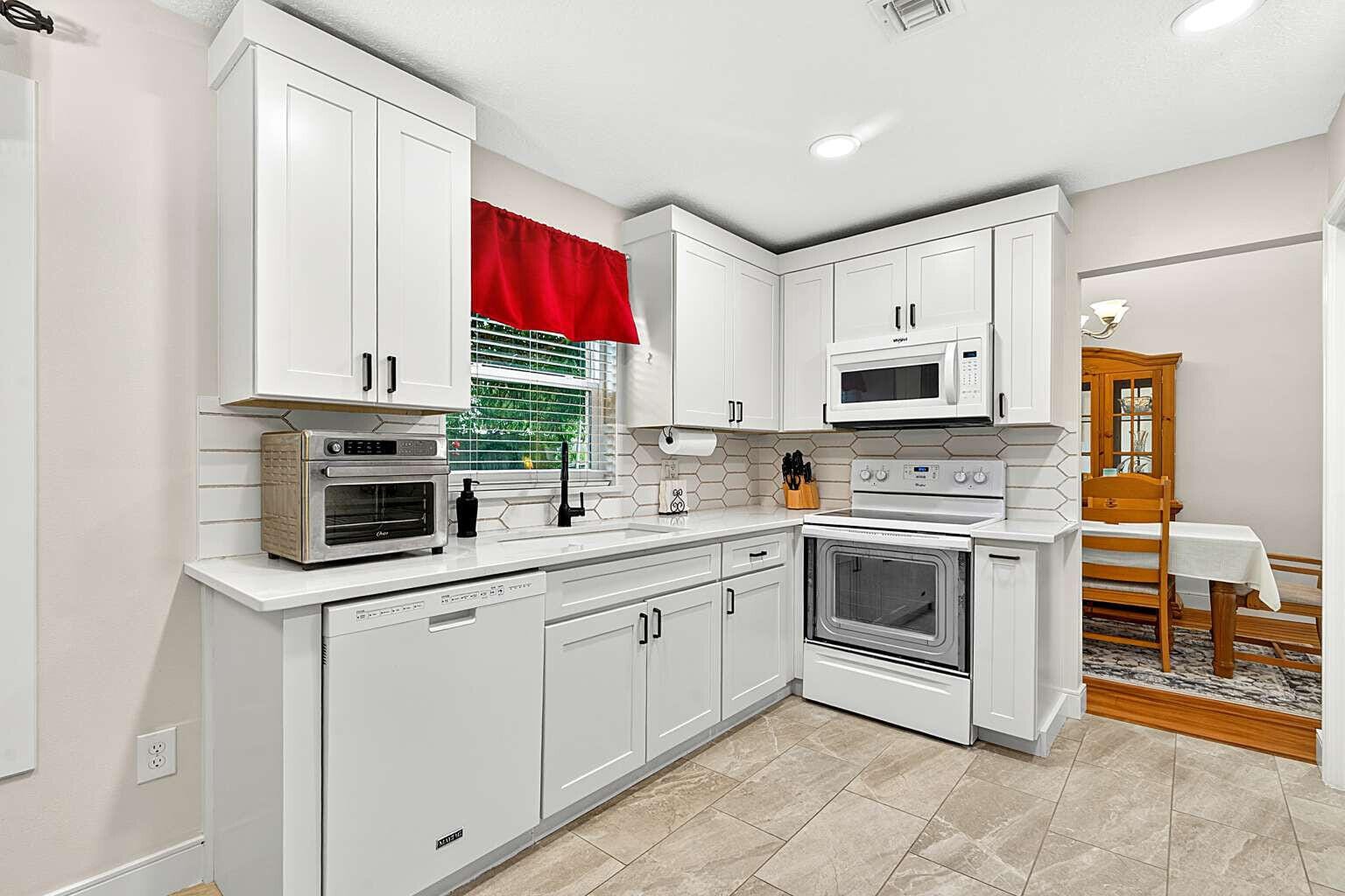 6211 Drake Street, Jupiter, FL 33458 photo 11