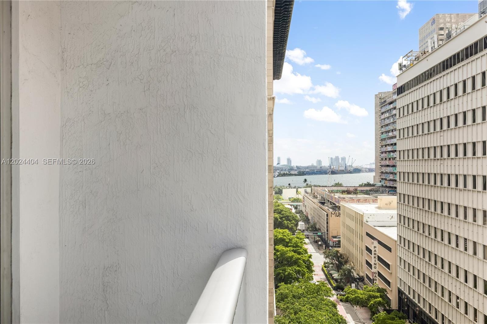 151 SE 1st Street 905, Miami, FL 33131 photo 14