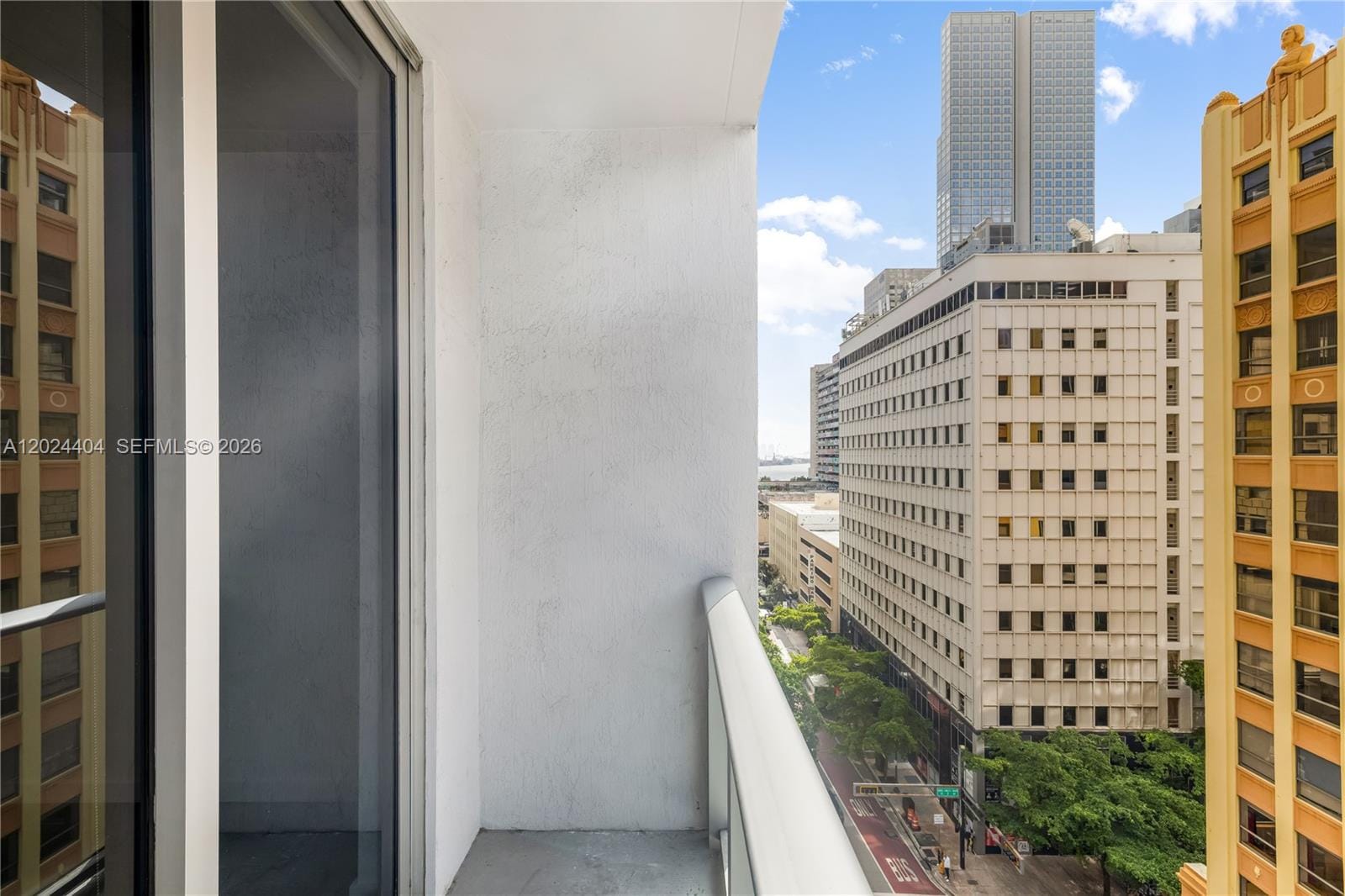 151 SE 1st Street 905, Miami, FL 33131 photo 15