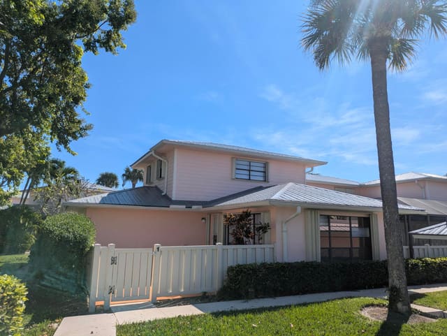 1772 Gulfstream Avenue E1, Fort Pierce, FL 34949