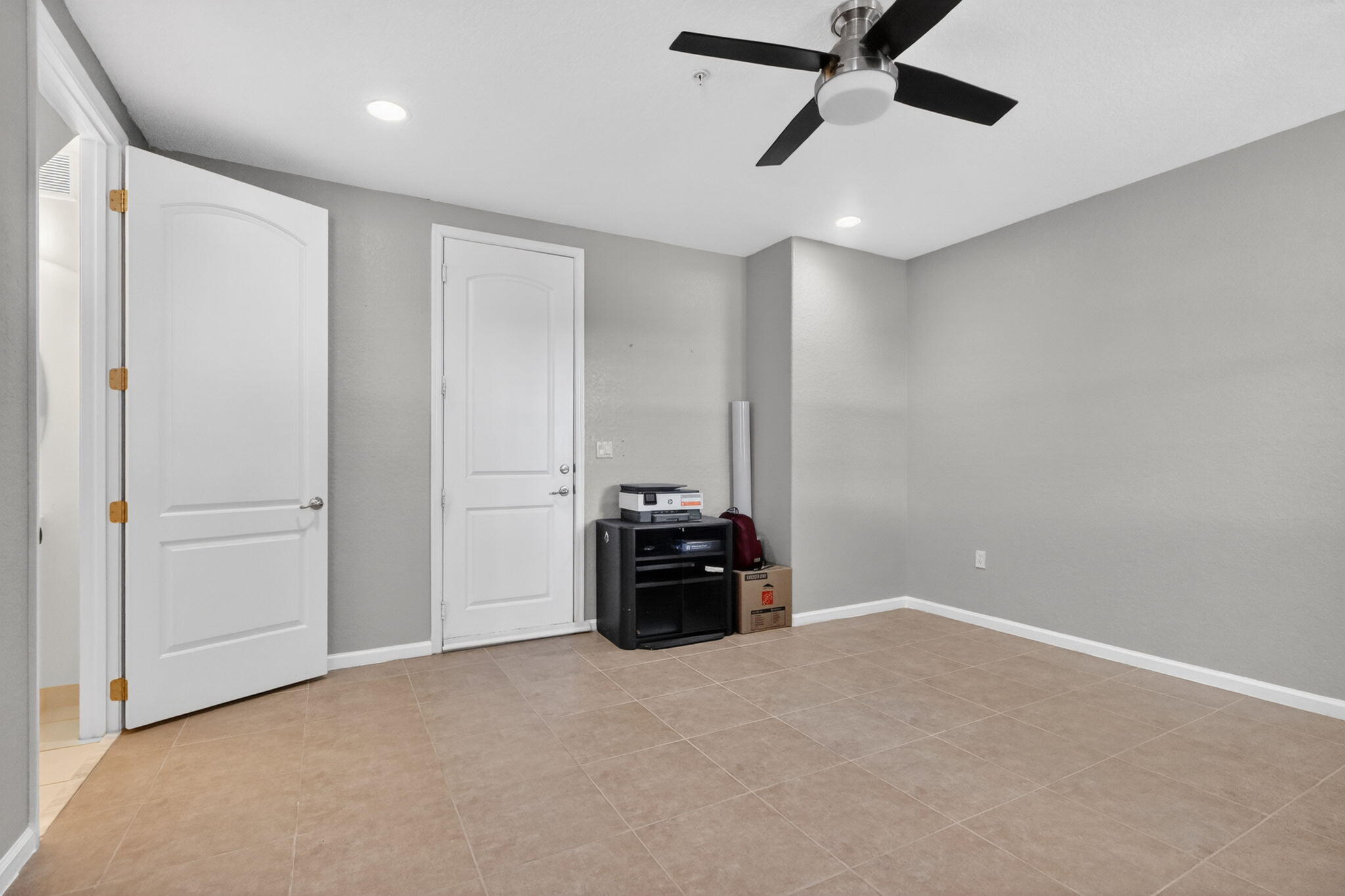 11900 SW 27th Street 1006 — photo 5