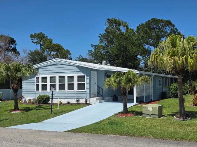 8167 Buckthorn Circle, Port St. Lucie, FL 34952