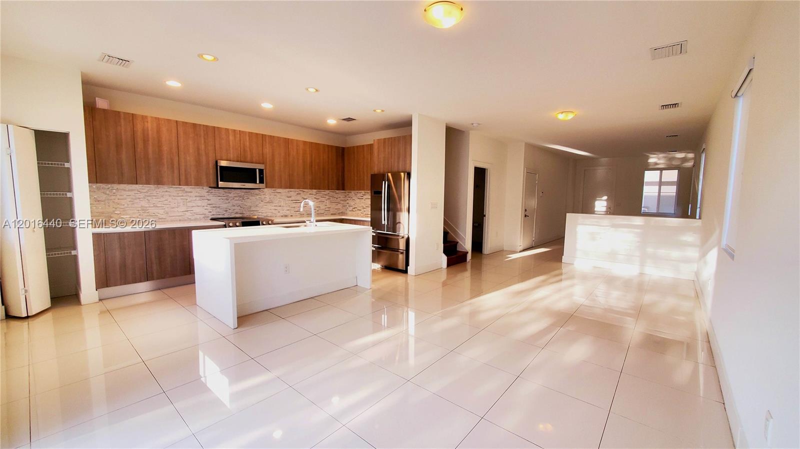 7210 NW 103rd Path, Doral, FL 33178, Doral
