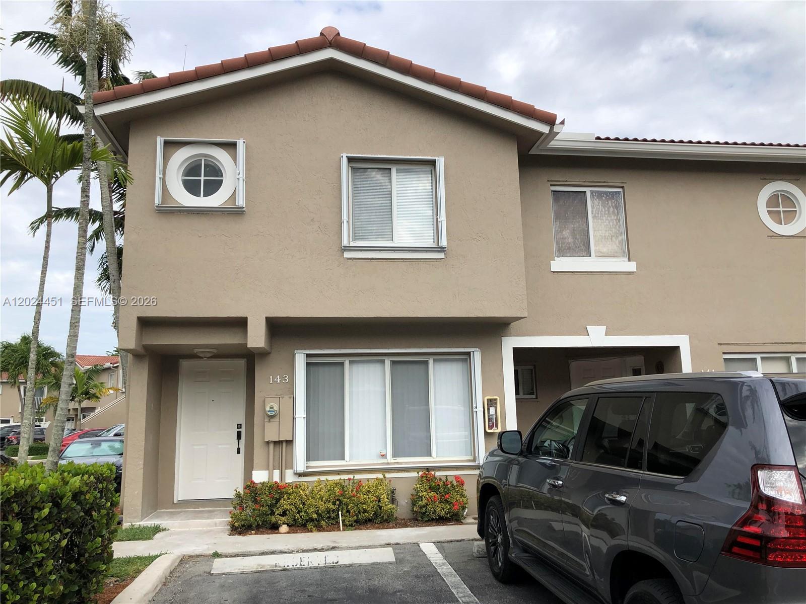 143 Riviera Circle 143, Weston, FL 33326, Weston