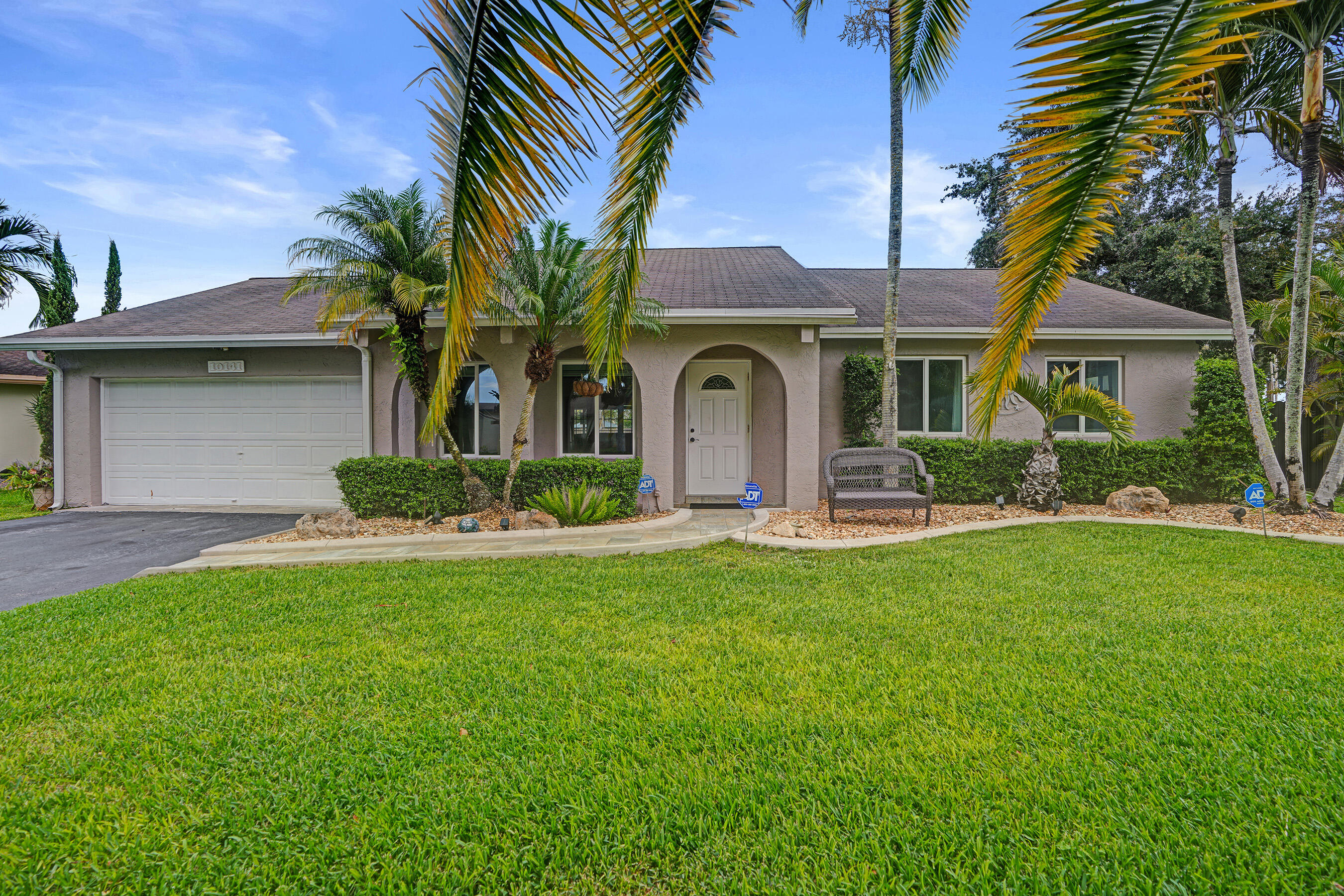10141 SW 49th Court, Cooper City, FL 33328 photo 5